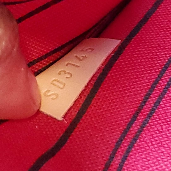 Louis Vuitton Neverfull MM Jungle dots limited Edition with pouch - Picture 14 of 17